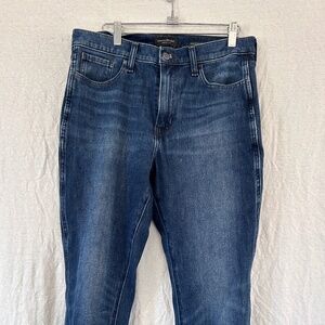 Banana Republic Kick-Crop Jeans. Size 8